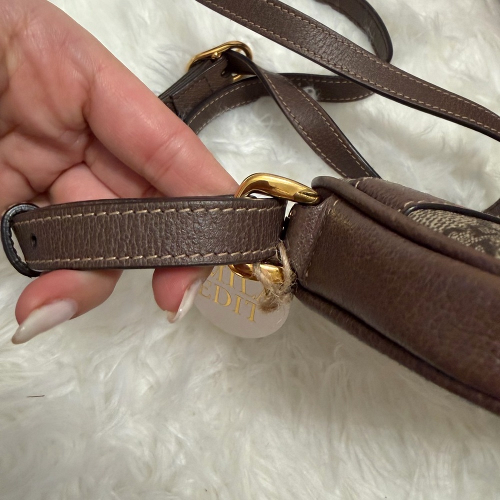 Gucci Brown Crossbody Bag with Signature Pattern - Picture 9 of 15